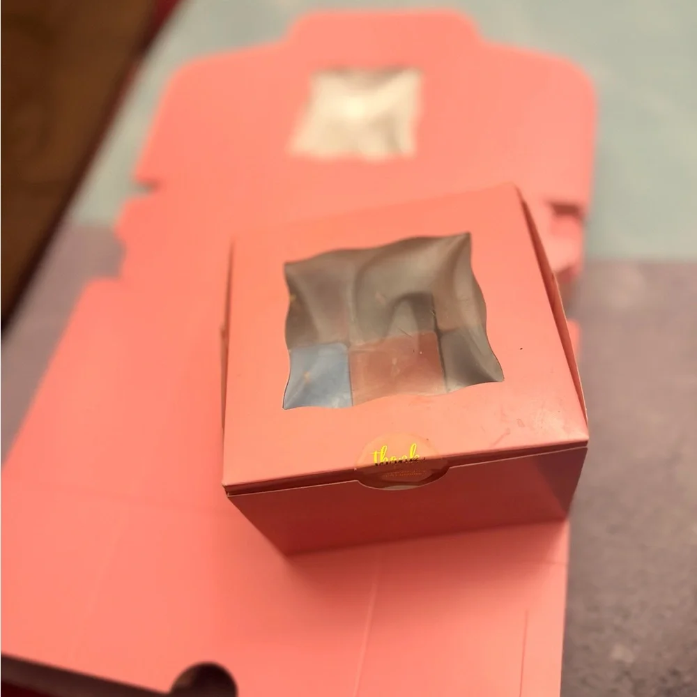 Set 100 box. Pink Gift Box